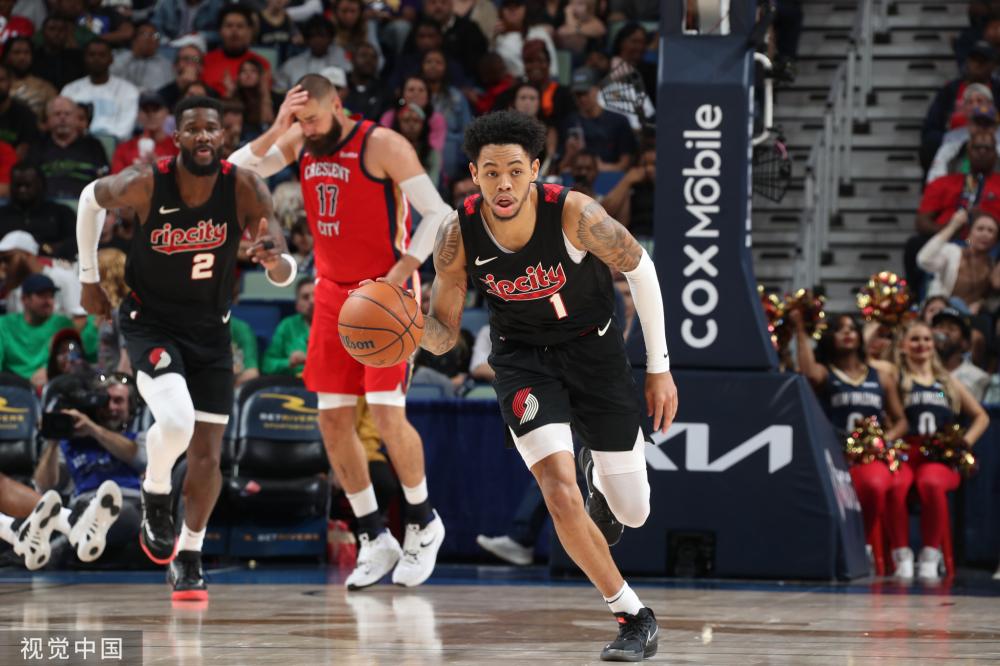 让我们窥见 让我们窥见